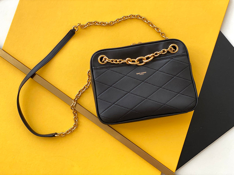 Amelia - YSL Bag - 2441