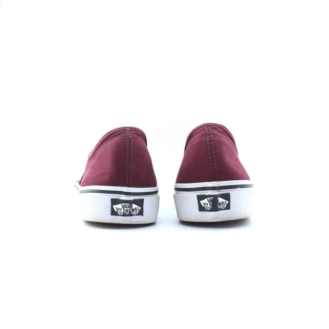 VANS AUTHENTIC