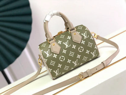 Fan Fashion Lu-Vi Bags - 16775