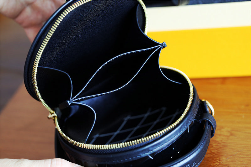 Fan Fashion Lu-Vi bags - 9397