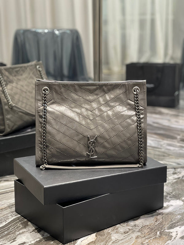 Amelia - YSL Bag - 3949