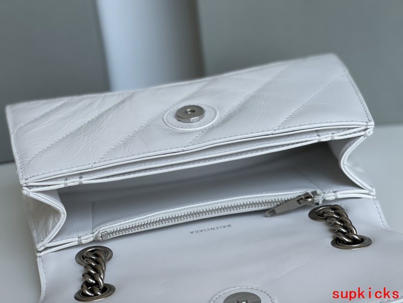 Amelia- BG Hourglass Bags - 059