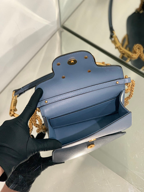 VAL LUXURY BAGS - FOR FASHION LOVERS  AFFORDABLE LUXURY BAGS- 1604