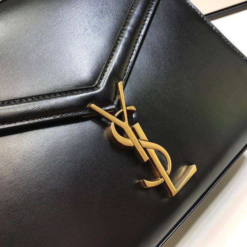Amelia - YSL Bag - 2205