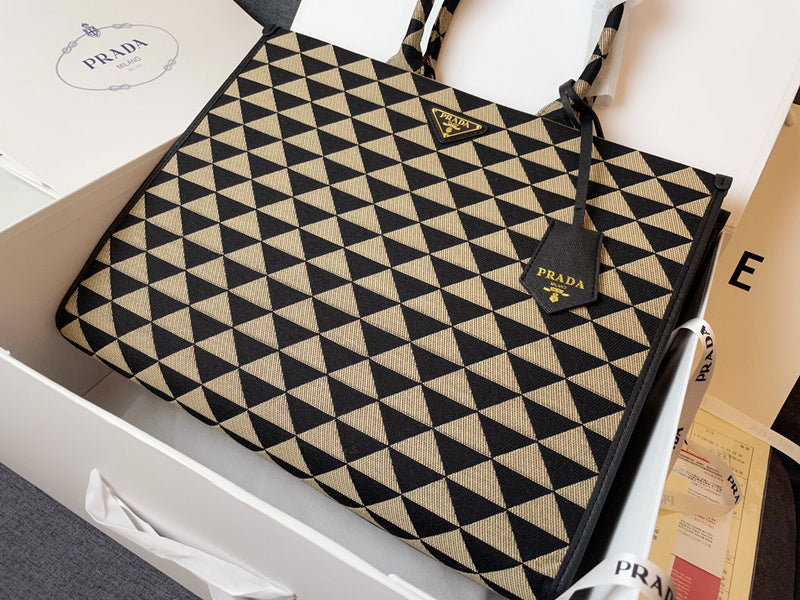 Amelia- PRDA  LUXURY BAGS - 587