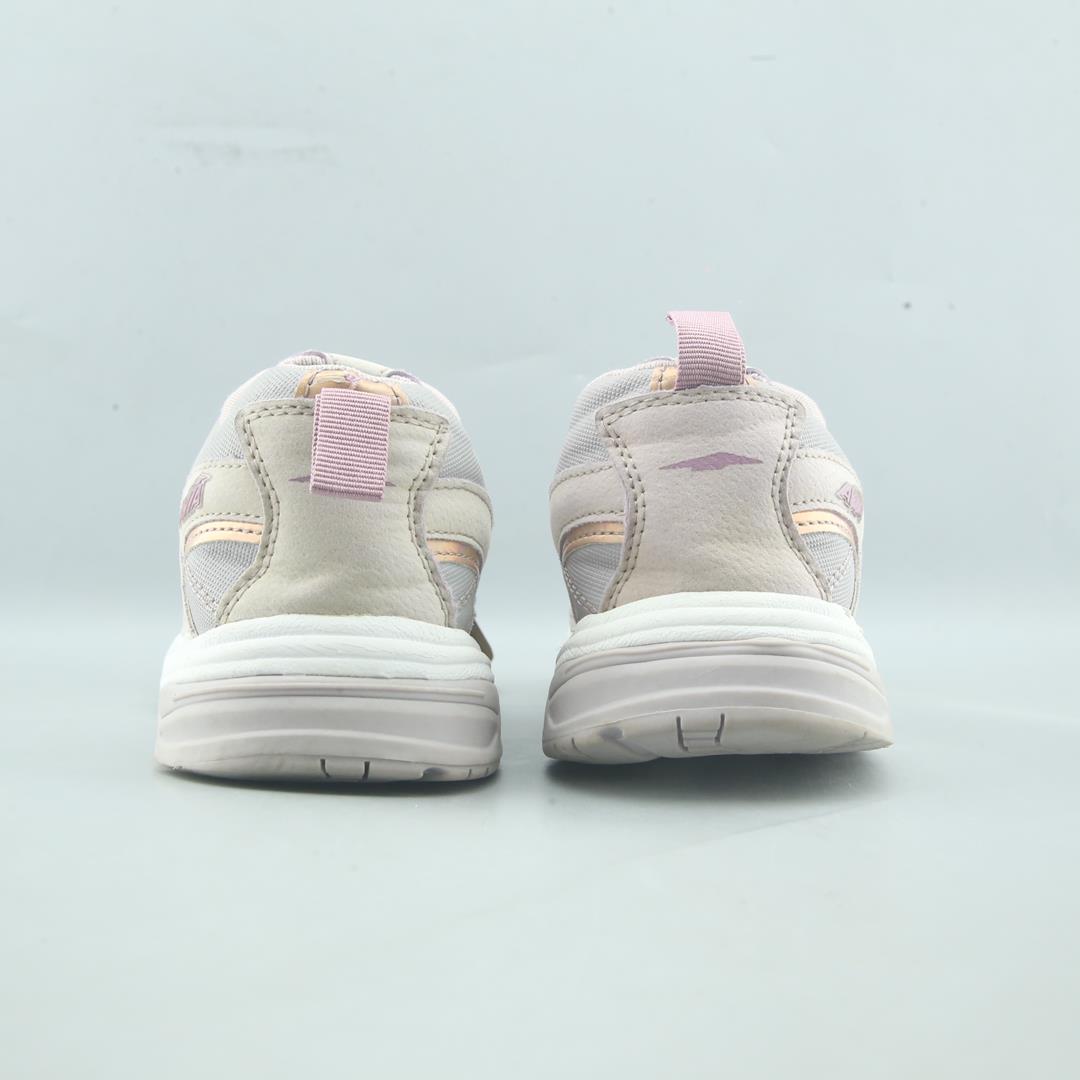 AVIA MEMORY FOAM