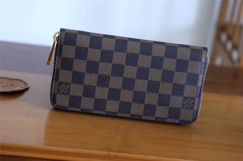 Fan Fashion Lu-Vi bags - 9340