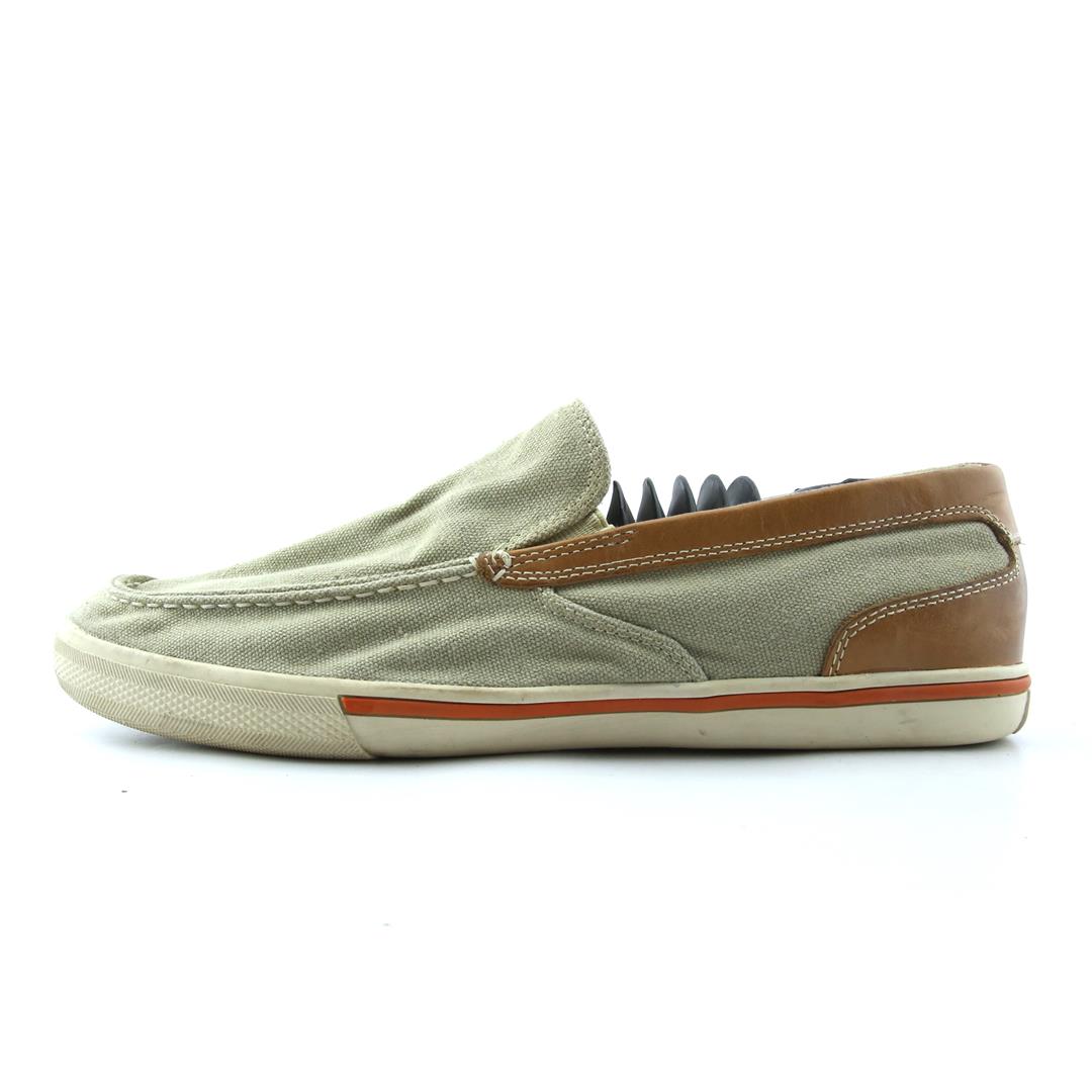 TOMMY BAHAMA .
