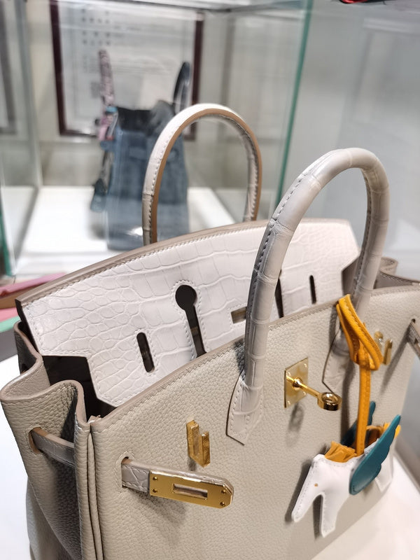 Amelia - HMS Bags - 1809