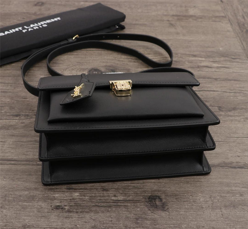 Amelia - YSL Bag - 2839