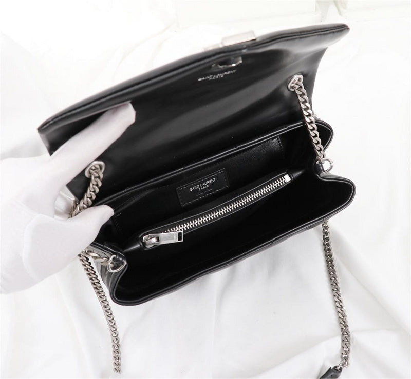 Amelia - YSL Bag - 2867
