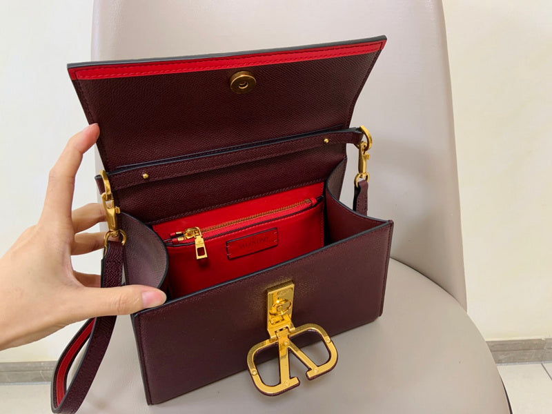 Amelia's Bag Gallery - VEL Bags - 604