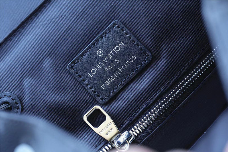 Fan Fashion Lu-Vi bags - 9644