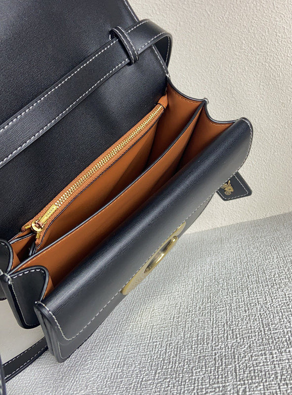 Amelia-i CAH Bags - 016