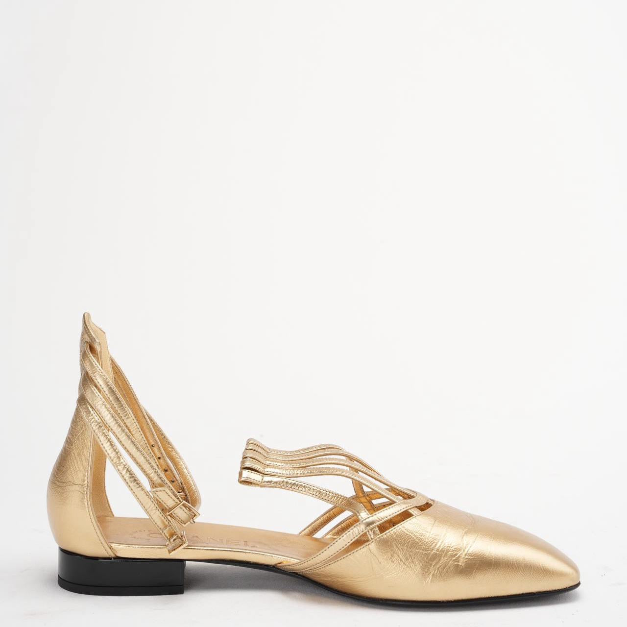 Chanel Gold Metallic Leather Sandals Size 38C