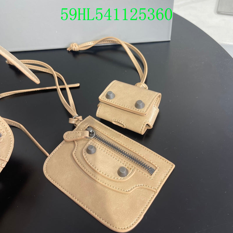 Amelia - BGA Bags - 1970