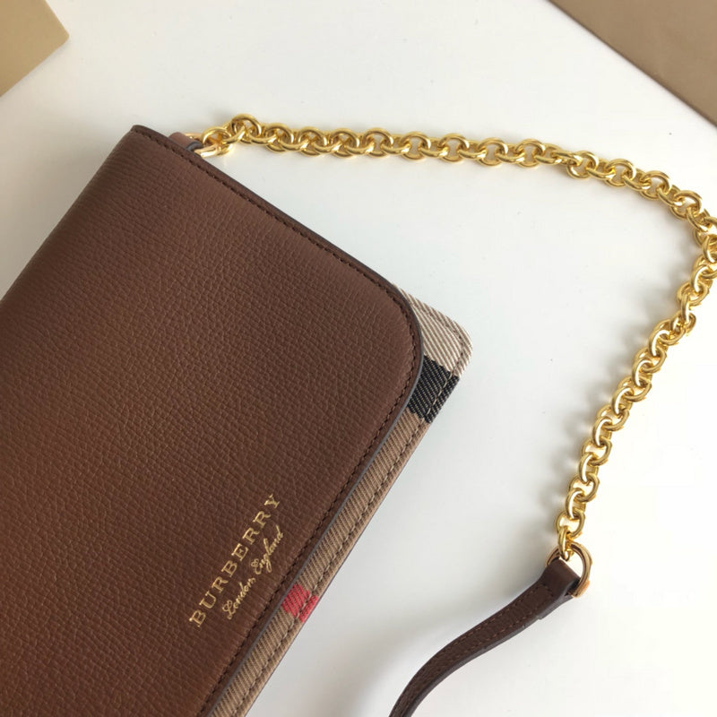 Burberry Bags - Bagsattire   482