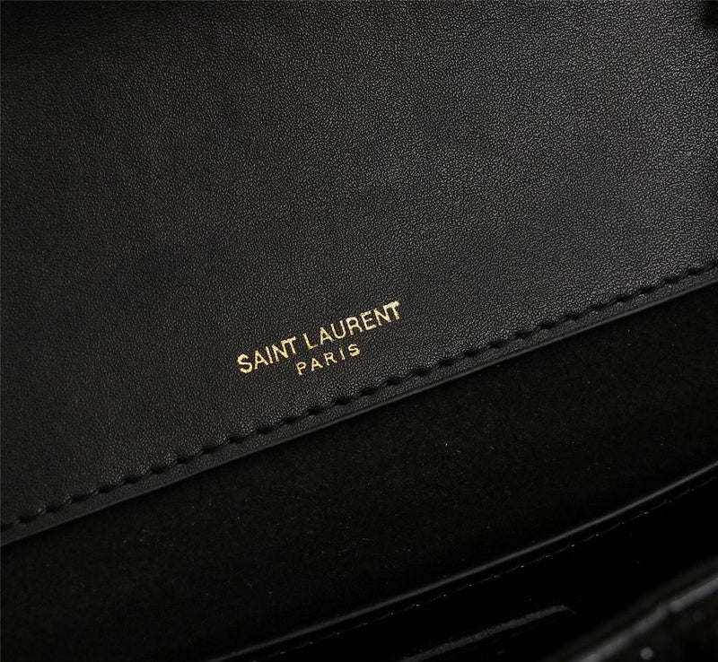 Amelia - YSL Bag - 2911