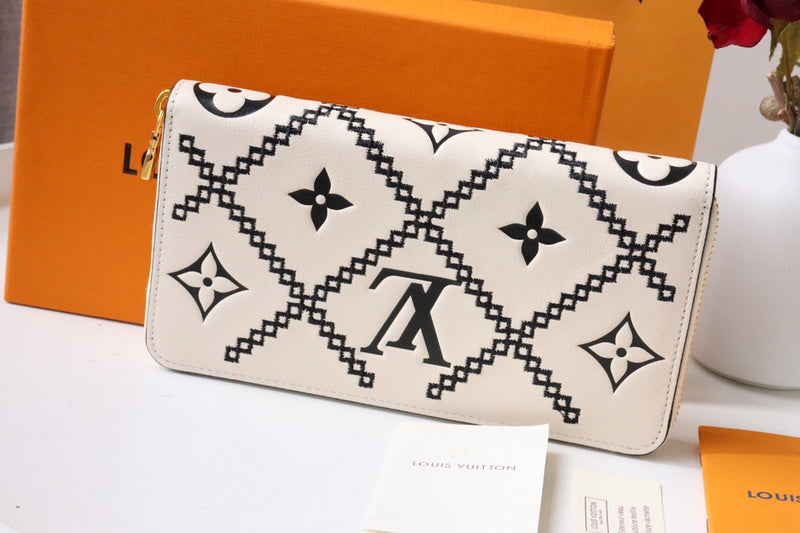 Amelia- LOV  Luxury  Wallets - 647