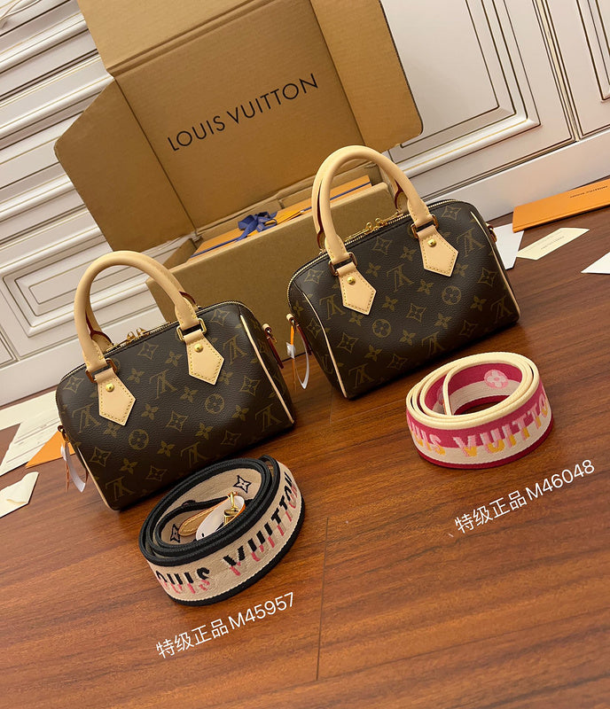 Fan Fashion Lu-Vi Bags - 16707