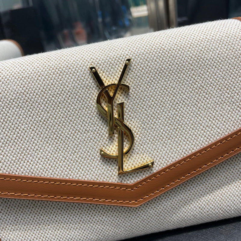 Amelia - YSL Bag - 1795