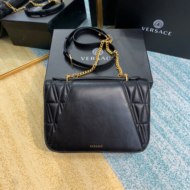 Amelia's Bag Gallery - VAR Bags - 360