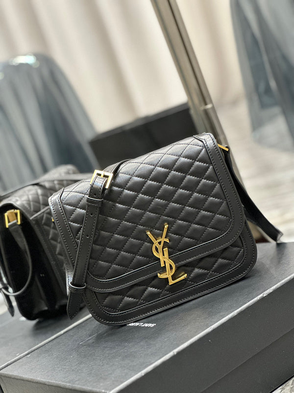 Amelia - YSL Bag - 1842