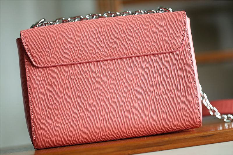 Fan Fashion Lu-Vi bags - 8501