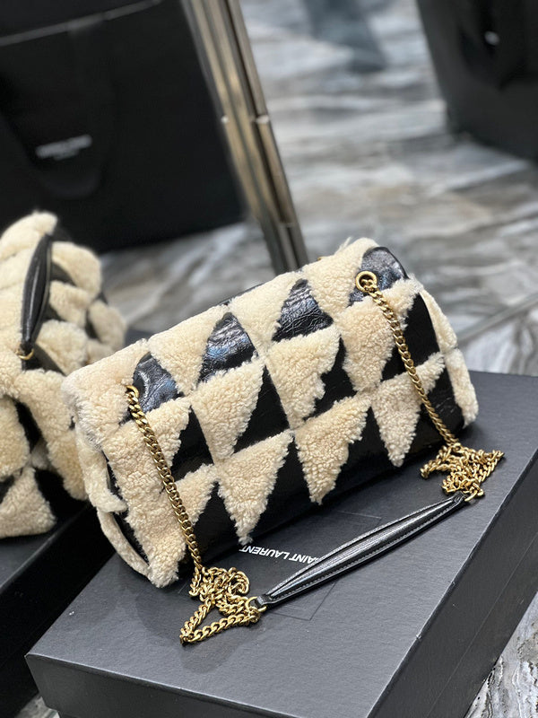Amelia - YSL Bag - 3926
