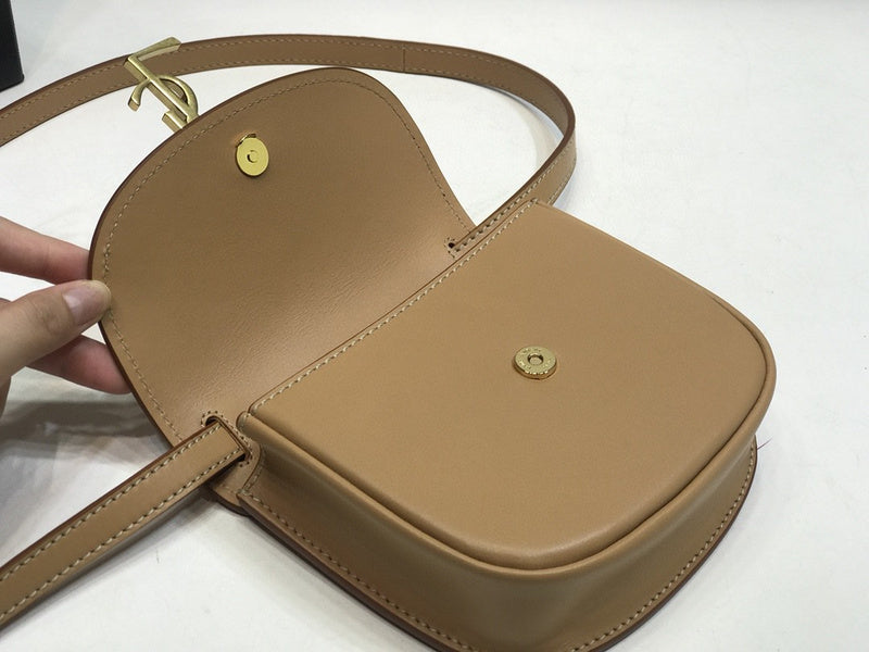Amelia - YSL Bag - 2139