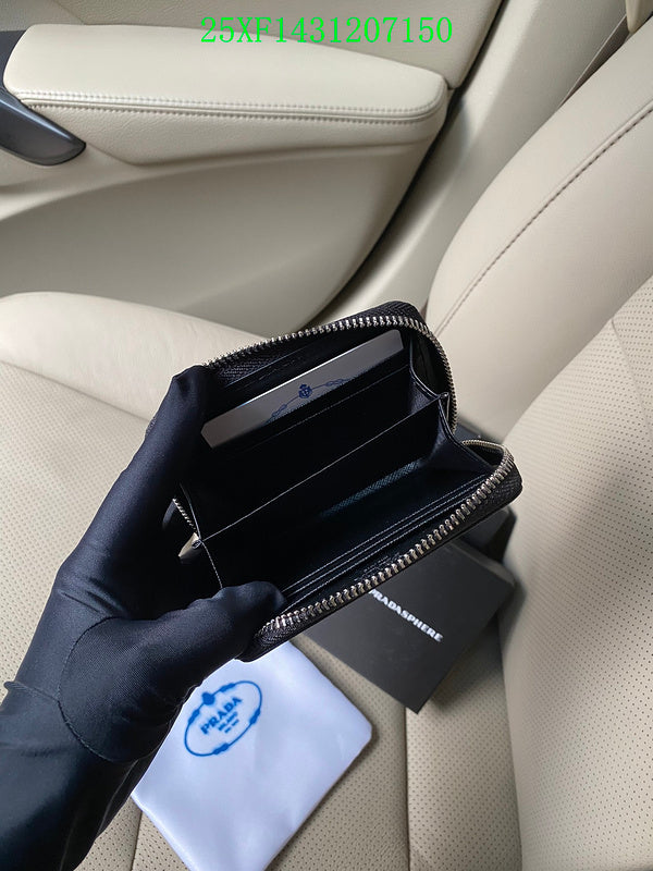 Amelia - PD Wallet - 084