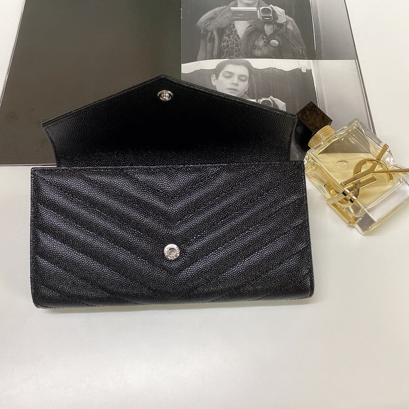 Amelia - YSL Bag - 3825