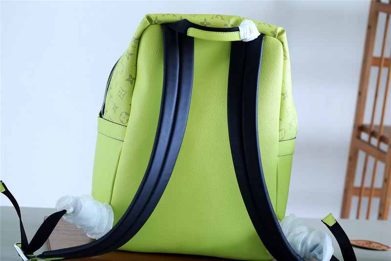 Fan Fashion Lu-Vi bags - 9764