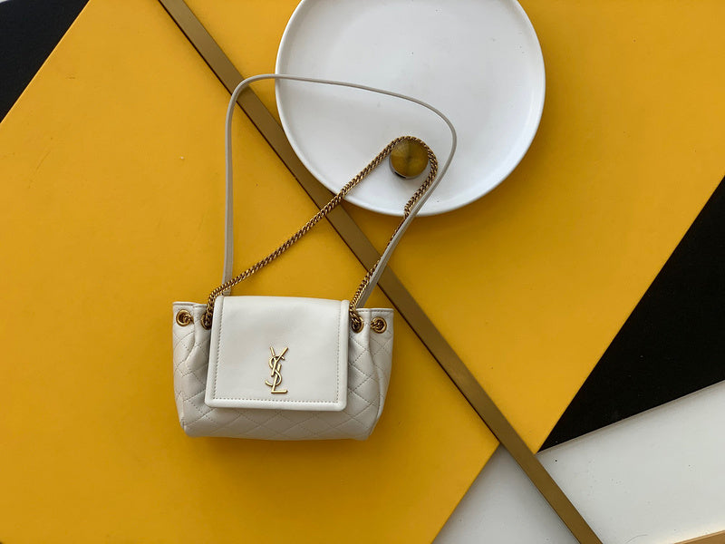 Amelia - YSL Bag - 4176