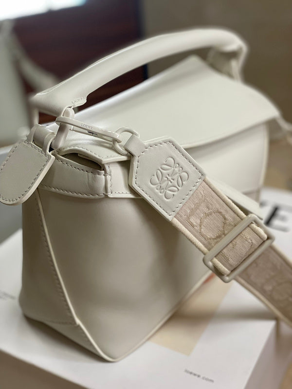 Amelia's Bag Gallery - LWO Bags - 604