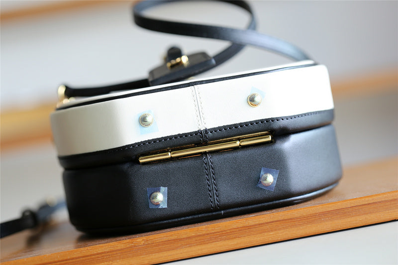 Fan Fashion Lu-Vi bags - 8327