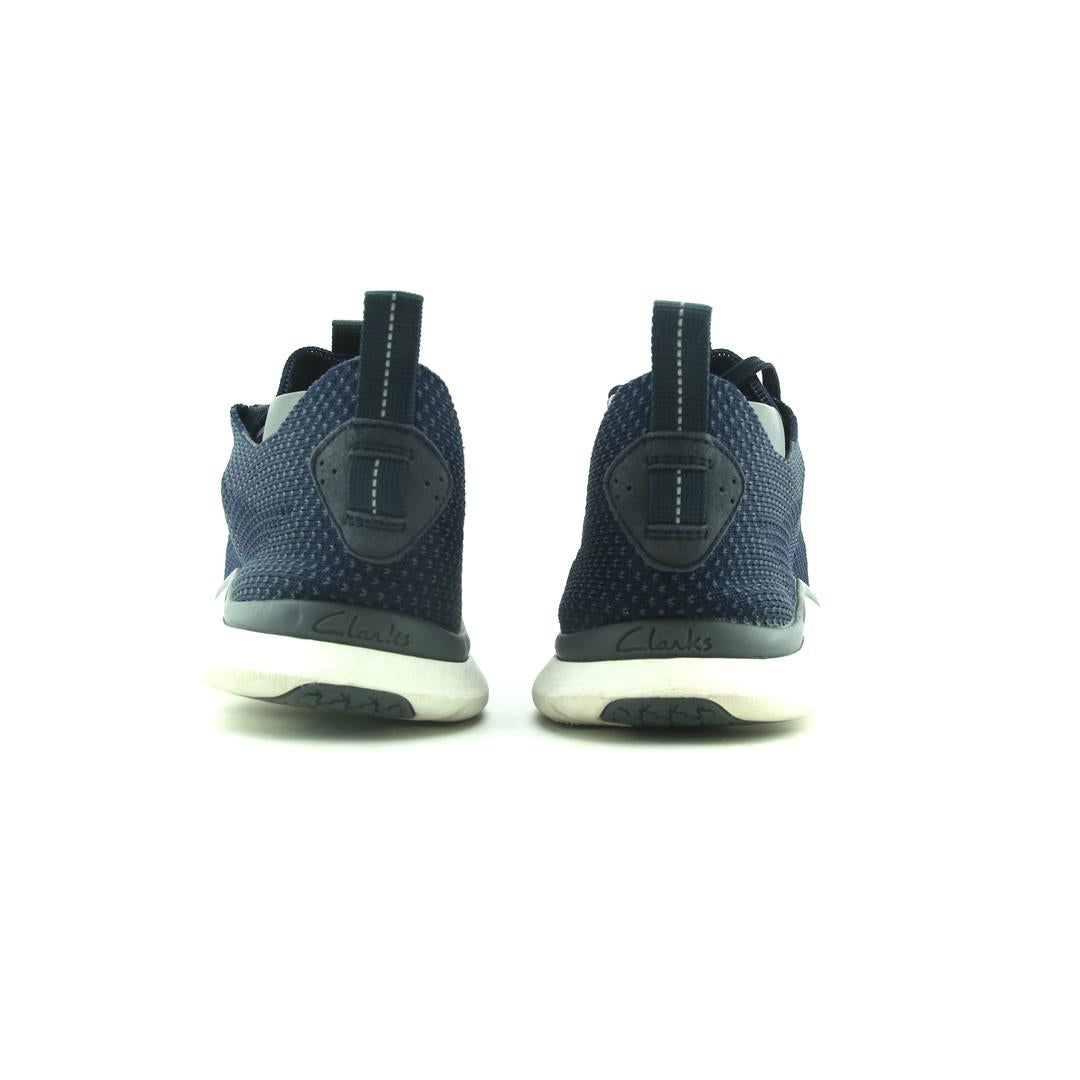 CLARKS MEMORY FOAM
