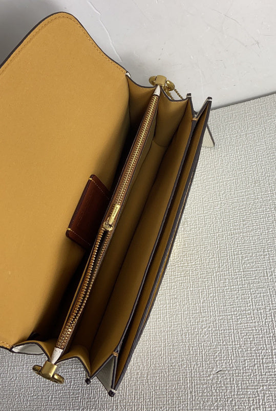 Amelia-i CAH Bags - 171