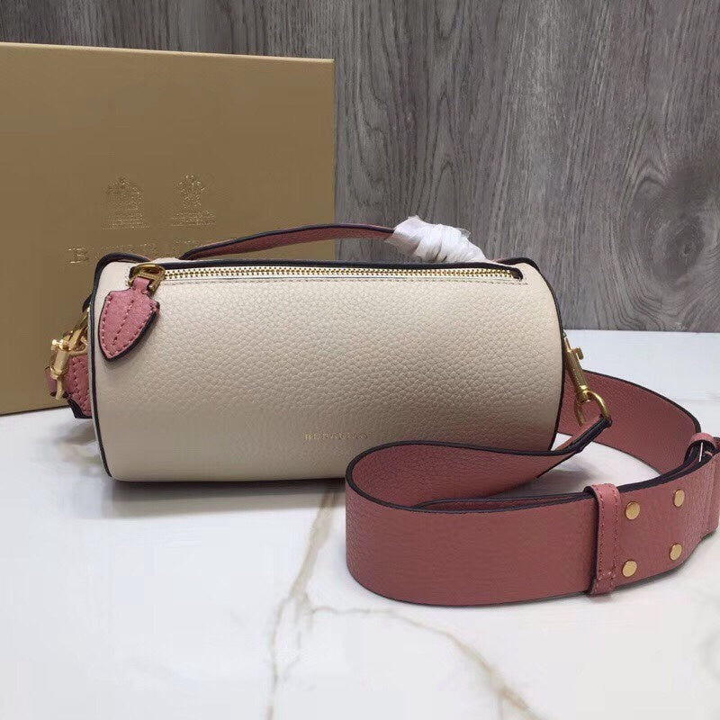 Burberry Bags - Bagsattire   703