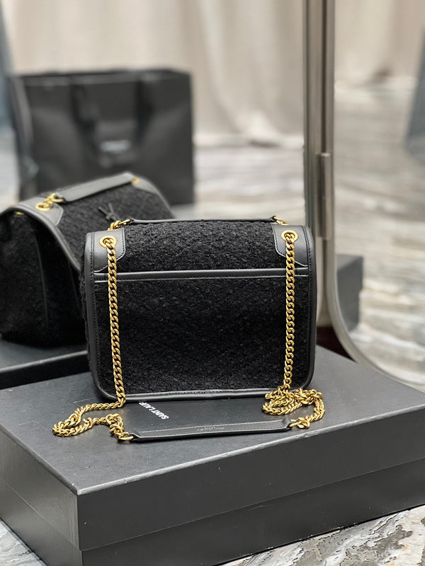 Amelia - YSL Bag - 4221