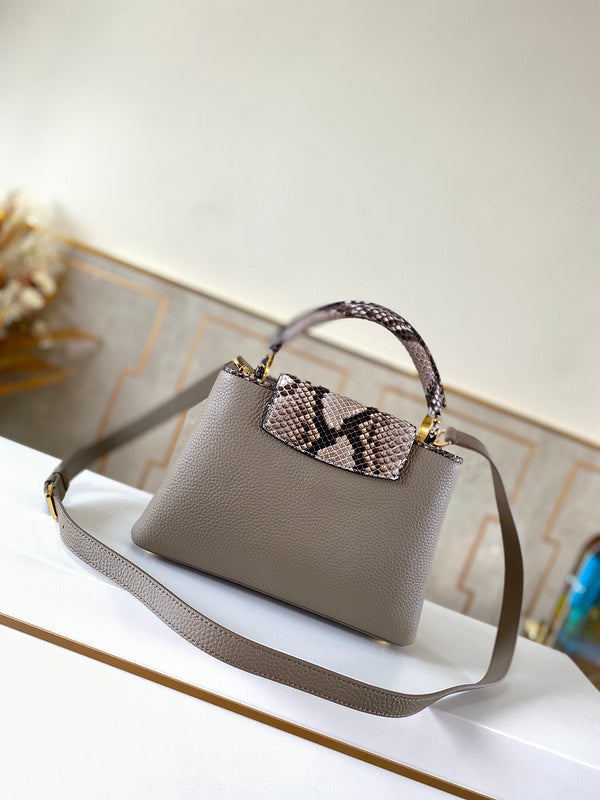 Fan Fashion Lu-Vi bags - 17343