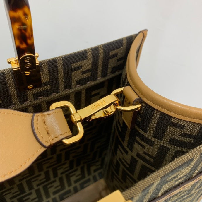 Amelia's Bag Gallery - VAR Bags - 223