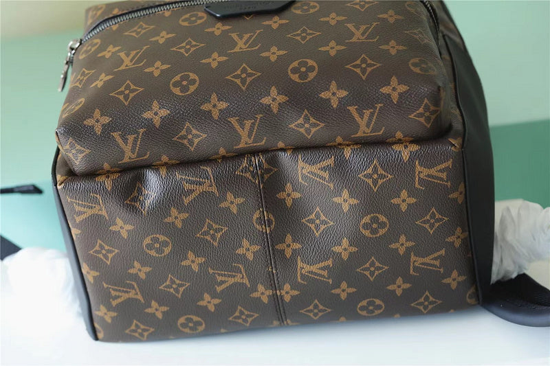 Fan Fashion Lu-Vi bags - 9564