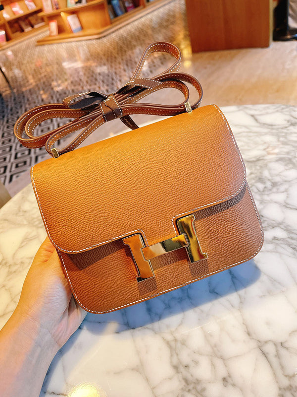 Amelia - HMS Bags - 1773