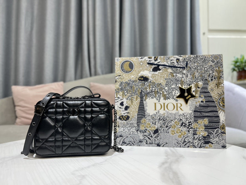 Amelia- DYOR FASHION BAGS - 2033