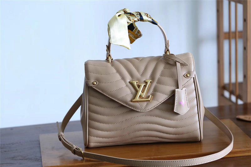 Fan Fashion Lu-Vi bags - 8583