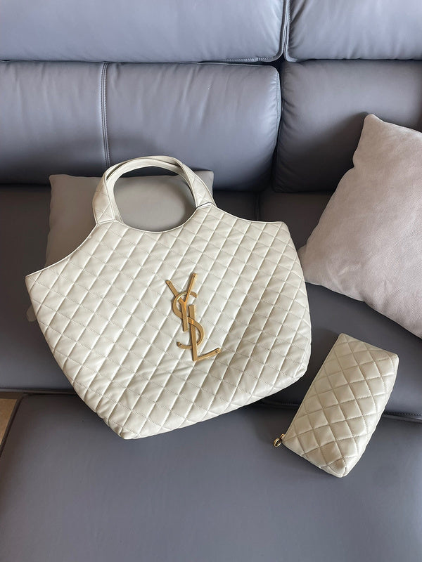 Amelia - YSL Bag - 3718