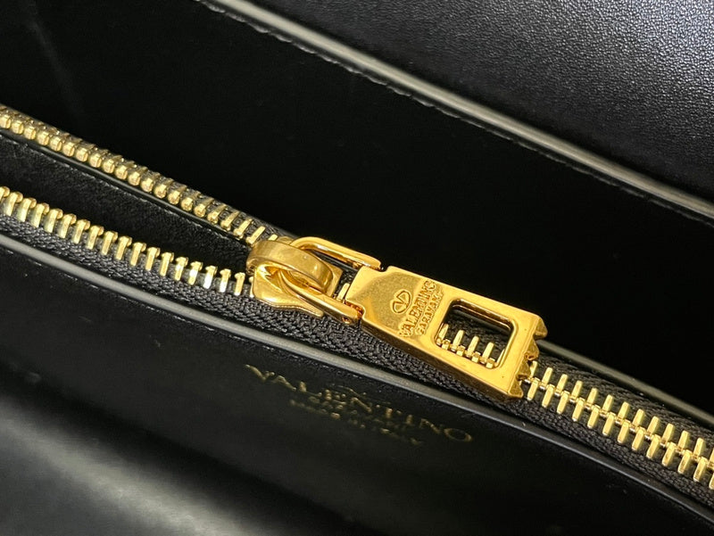 Amelia's Bag Gallery - VEL Bags - 546
