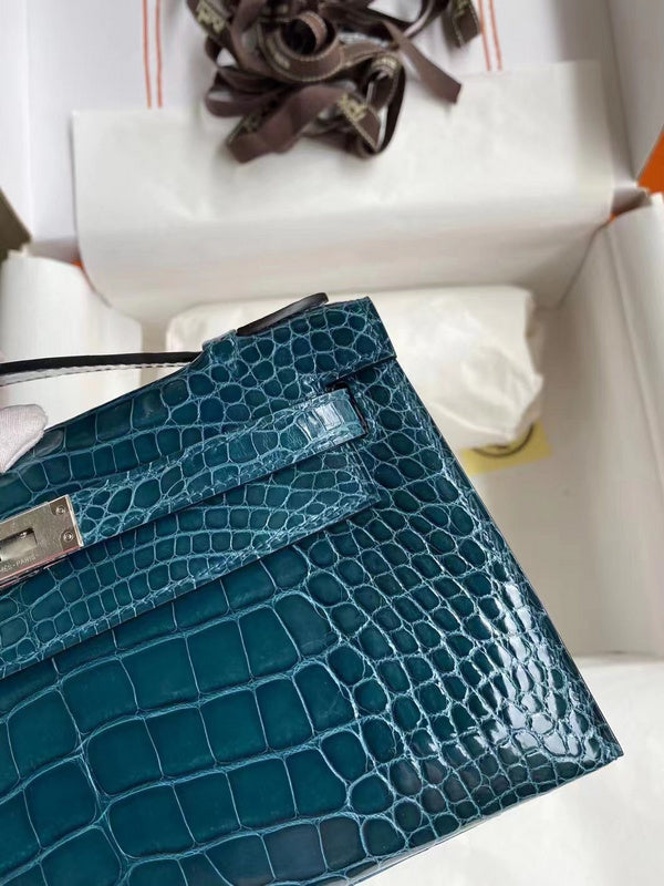 Amelia - HMS Bags - 1533
