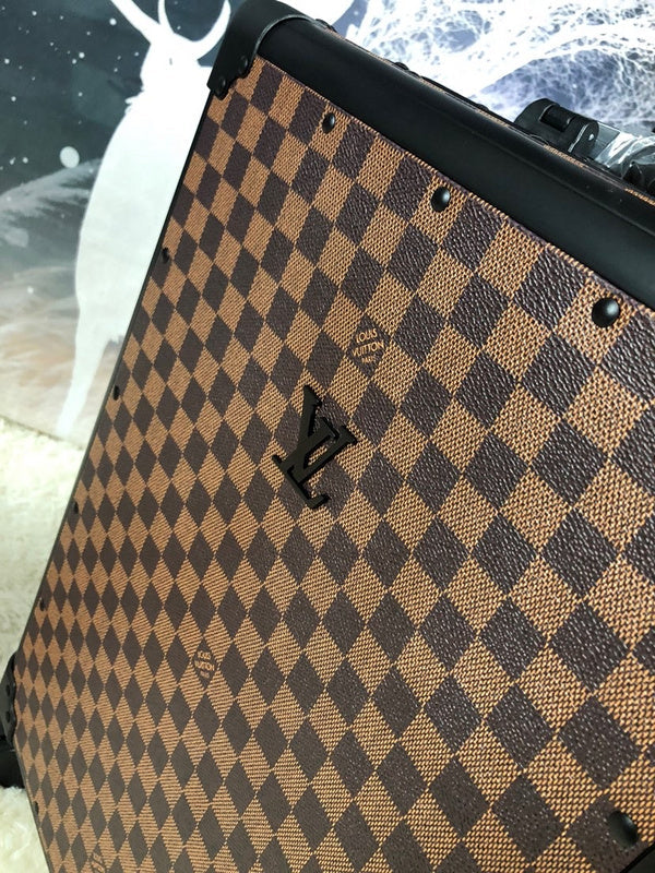 Fan Fashion Lu-Vi bags - 11403